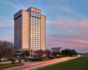 Crowne Plaza Dallas Market Ctr - Love Field, an IHG Hotel